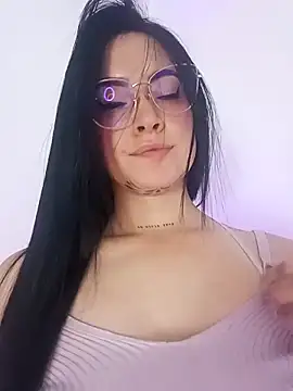 Isa Maiden1 online show from 22, 11, 2025