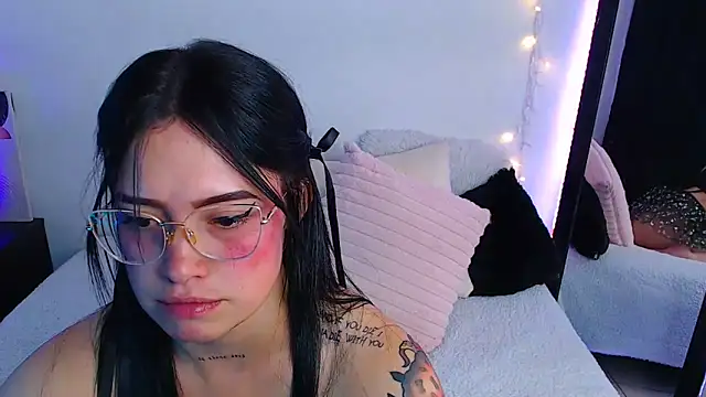 Snapshot of Isa_Maiden1 chatting on 10, 2, 2026 Isa Maiden1 online show from 10, 2, 2026