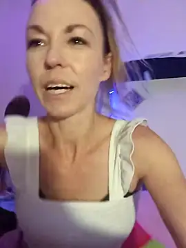 cammyquart online show from 20, 11, 2025