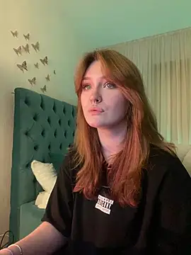 Snapshot of _Chlo__e chatting on 26, 2, 2025 Chlo e online show from 26, 2, 2025