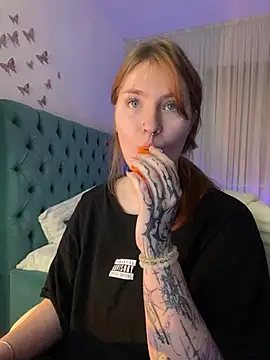 Snapshot of _Chlo__e chatting on 13, 3, 2025 Chlo e online show from 13, 3, 2025