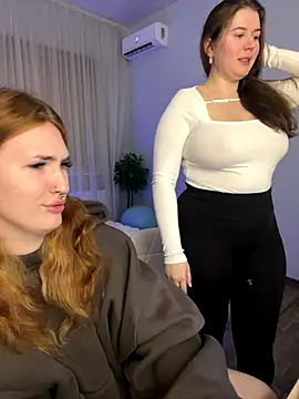 Snapshot of _Chlo__e chatting on 26, 9, 2025 Chlo e online show from 26, 9, 2025