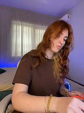 Snapshot of _Chlo__e chatting on 14, 11, 2025 Chlo e online show from 14, 11, 2025