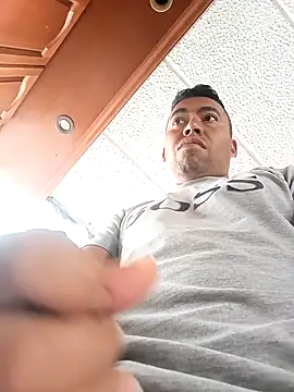 Snapshot of Diego_leon27 chatting on 26, 9, 2025 Diego leon27 online show from 26, 9, 2025