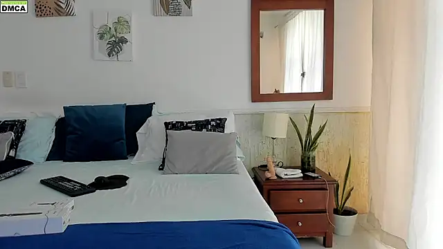 emilyboobs   online show from 29, 10, 2025