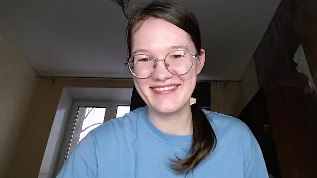 Snapshot of MiriamOr chatting on 13, 2, 2025 MiriamOr online show from 13, 2, 2025