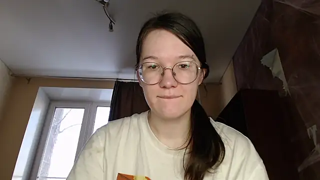 Snapshot of MiriamOr chatting on 20, 2, 2025 MiriamOr online show from 20, 2, 2025