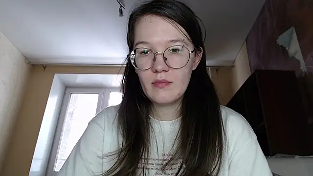 Snapshot of MiriamOr chatting on 23, 2, 2025 MiriamOr online show from 23, 2, 2025