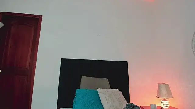 Nina Cavaali online show from 29, 12, 2024