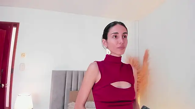 Nina Cavaali online show from 30, 1, 2025