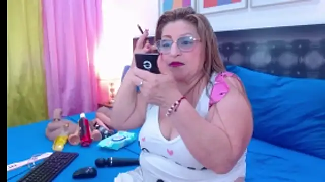 Snapshot of sandra_20 chatting on 2, 3, 2026 sandra 20 online show from 2, 3, 2026