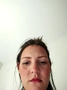 Mia Hampton online show from 21, 3, 2025