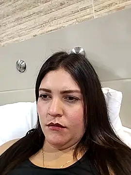 Mia Hampton online show from 25, 9, 2025