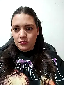 Mia Hampton online show from 8, 1, 2026