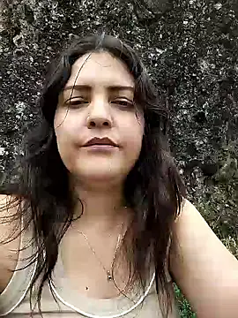 Mia Hampton online show from 10, 2, 2026