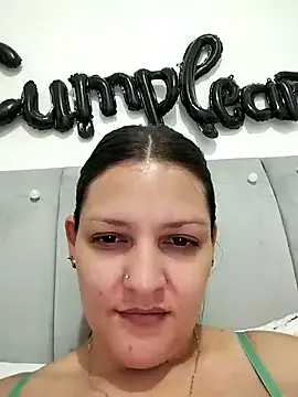 Mia Hampton online show from 28, 2, 2026