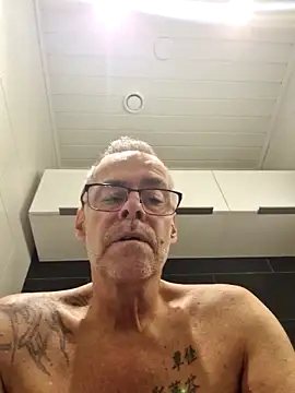 DarrenSullivanSlut online show from 18, 9, 2025