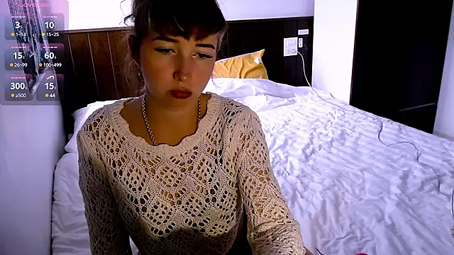 Cosmo Riri online show from 23, 2, 2025