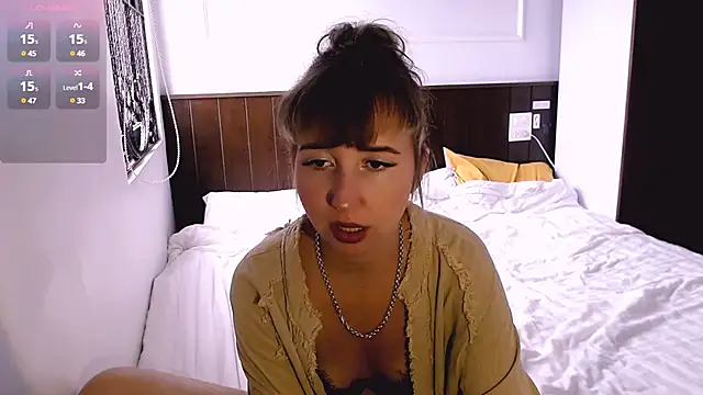 Cosmo Riri online show from 27, 2, 2025