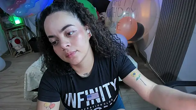 Cuttiealice online show from 23, 1, 2025