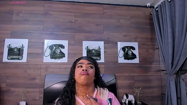 Snapshot of Briana_Wells_ chatting on 11, 7, 2026 Briana Wells online show from 11, 7, 2026