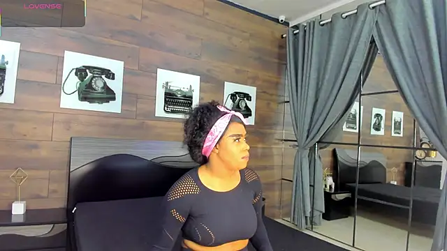 Snapshot of Briana_Wells_ chatting on 12, 7, 2026 Briana Wells online show from 12, 7, 2026