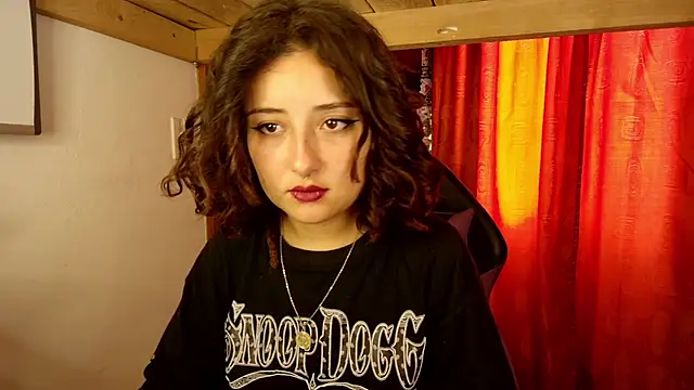 Lilith DeVil  online show from 25, 2, 2025