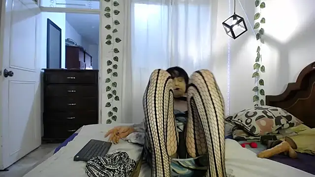 ivonne  hott1 online show from 23, 2, 2026