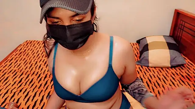 Kiara-Tanvi online show from 23, 2, 2025