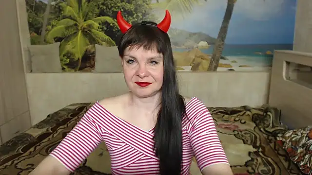 Snapshot of Aphelandra chatting on 10, 5, 2026 Aphelandra online show from 10, 5, 2026