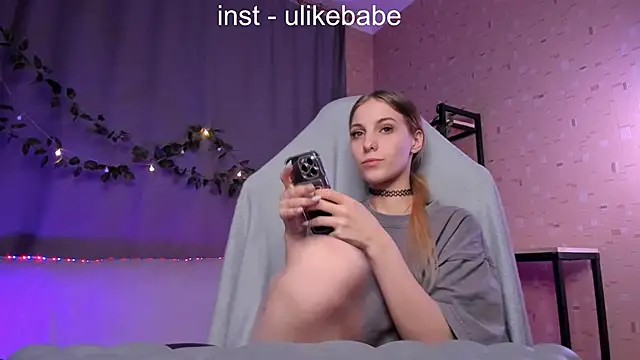 Anna Fink online show from 18, 2, 2025