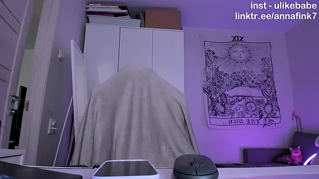 Anna Fink online show from 20, 11, 2025