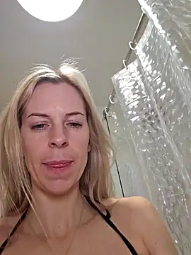 Amber riivers online show from 31, 1, 2025