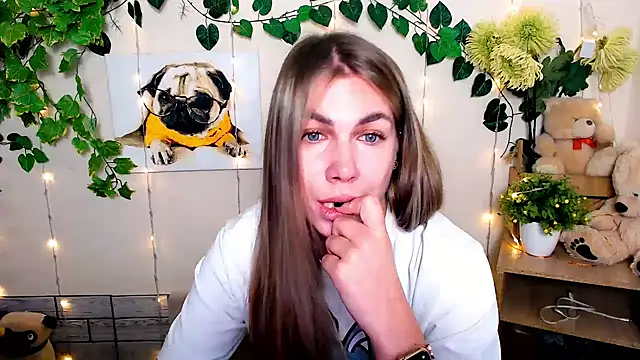 Snapshot of Sport_Tall_Doll chatting on 15, 11, 2025 Sport Tall Doll online show from 15, 11, 2025