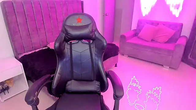 xiomara  cortes online show from 13, 11, 2025