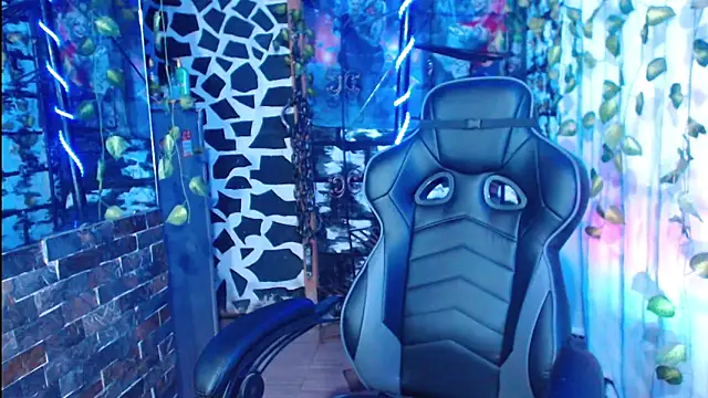 kissingdevil online show from 19, 1, 2025