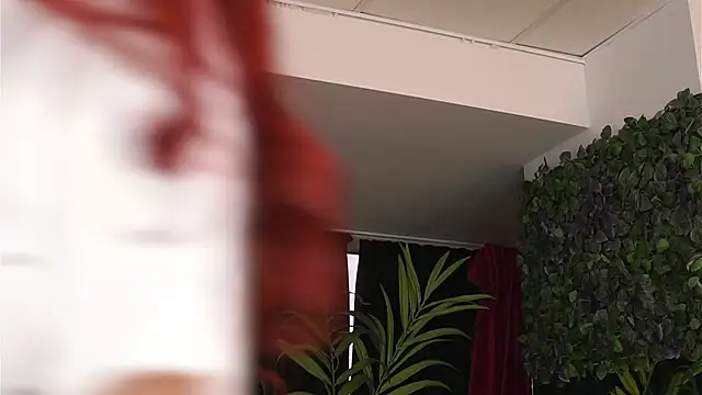 HotSkinnyX online show from 6, 2, 2025