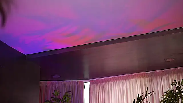 HotSkinnyX online show from 30, 11, 2025