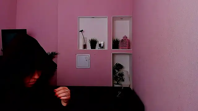 Snapshot of Persephoni chatting on 25, 1, 2025 Persephoni online show from 25, 1, 2025