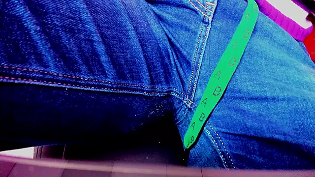 Snapshot of Persephoni chatting on 6, 2, 2025 Persephoni online show from 6, 2, 2025