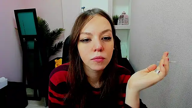 Snapshot of Persephoni chatting on 10, 2, 2025 Persephoni online show from 10, 2, 2025