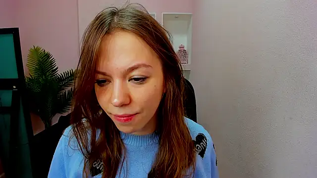 Snapshot of Persephoni chatting on 11, 10, 2025 Persephoni online show from 11, 10, 2025