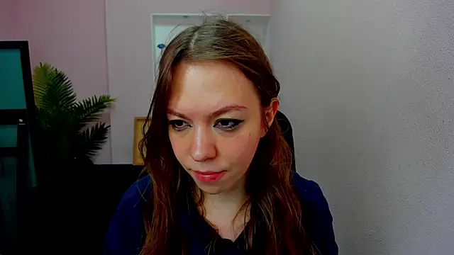 Snapshot of Persephoni chatting on 16, 11, 2025 Persephoni online show from 16, 11, 2025