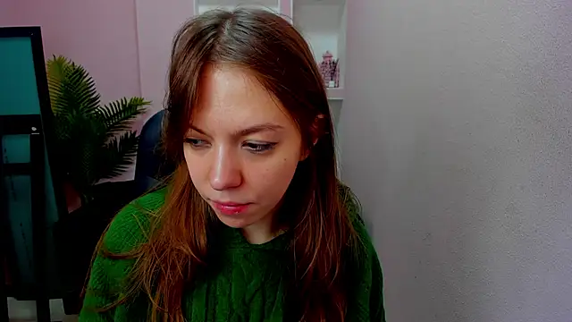 Snapshot of Persephoni chatting on 1, 12, 2025 Persephoni online show from 1, 12, 2025