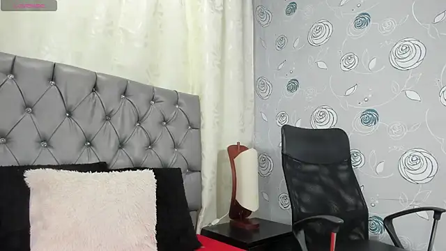 luna evaa online show from 14, 1, 2026