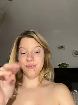 kimczii online show from 6, 12, 2024