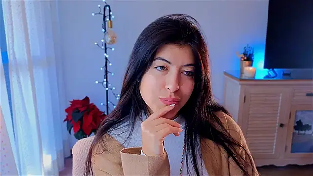 anabelcurvy online show from 8, 12, 2024