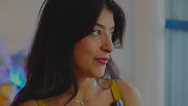 anabelcurvy online show from 9, 10, 2025