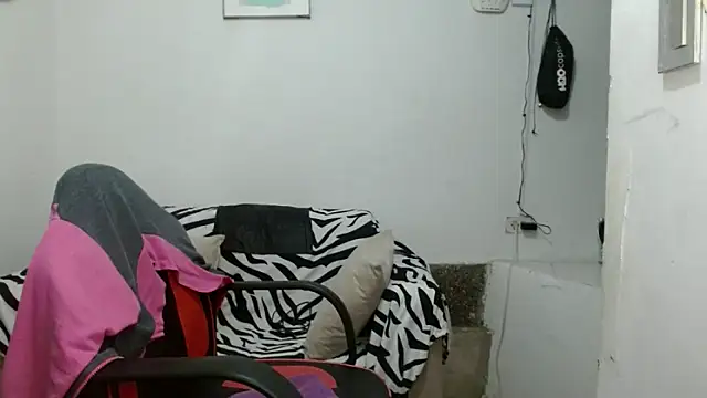 angelamarie1 online show from 27, 3, 2026