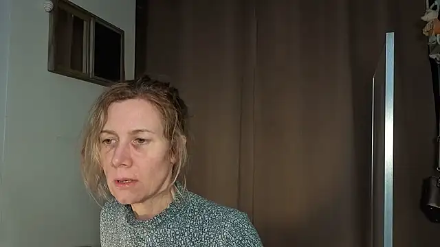 Lola Belgium online show from 4, 4, 2026